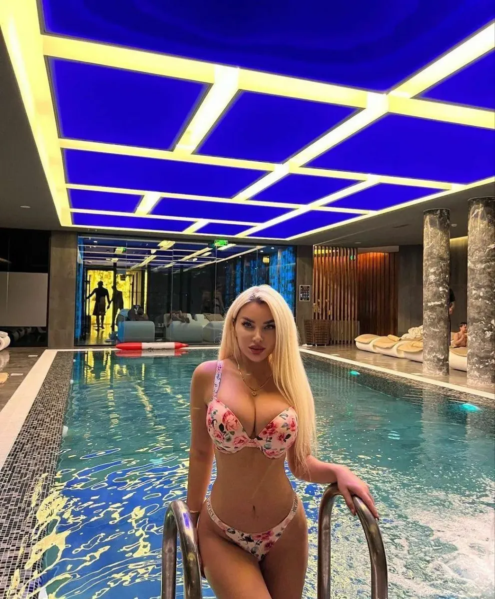 Amira